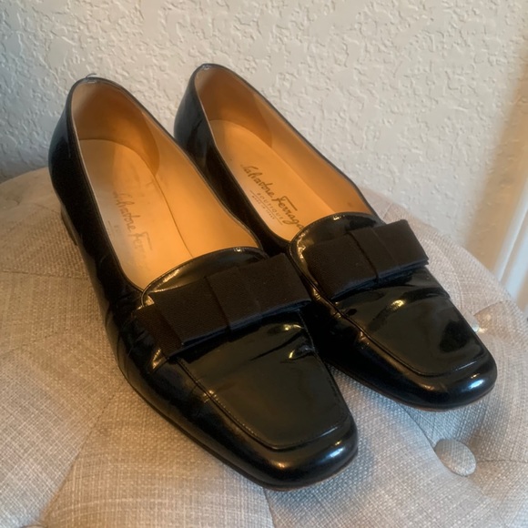 Salvatore Ferragamo dress shoes - Picture 2 of 8